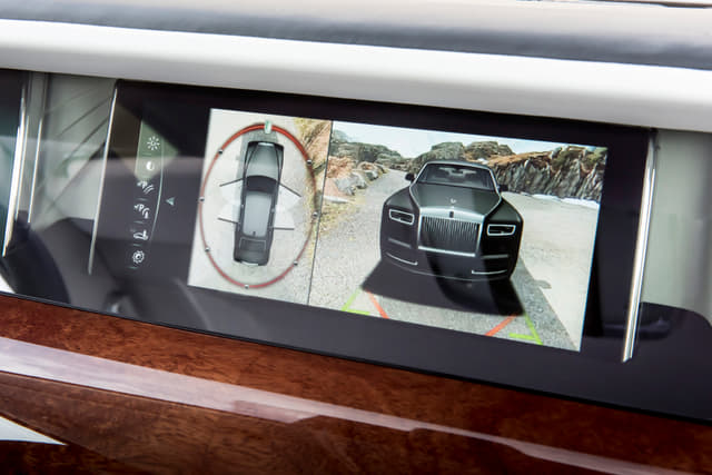 Infotainment System Image - 3976
