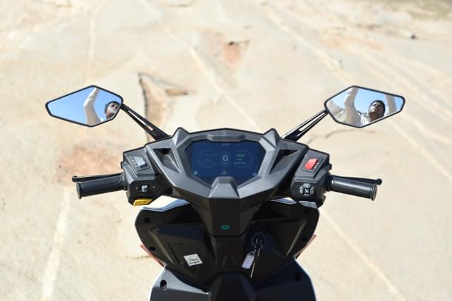 Color Black Image - 26034