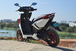 Simple Energy Simple One Rear Left Three Quarter