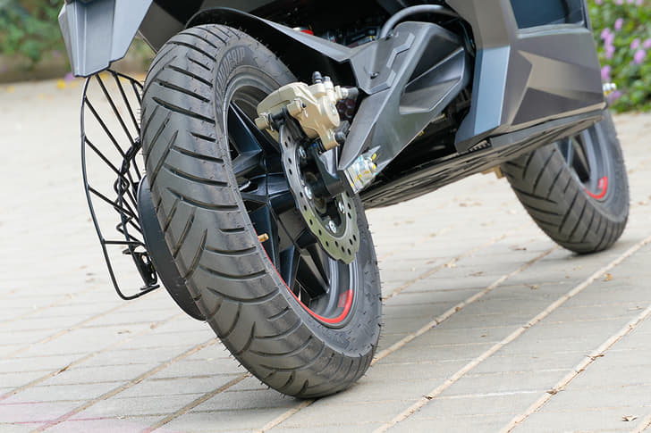 Color Black, Grey, Red