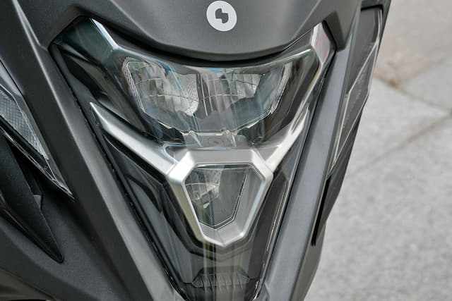 Headlight Image - 34495