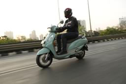 Suzuki Access 125 Front Right Three Quarter