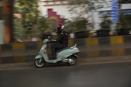 Suzuki Access Front Left Three Quarter