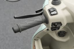 Suzuki Access Color Green