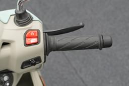 Suzuki Access 125 Color Beige