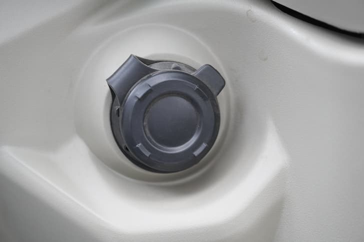 Open Fuel Lid