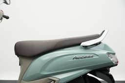Suzuki Access Color Green