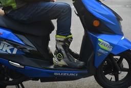 Suzuki Avenis Color Blue