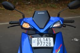 Suzuki Avenis Front View