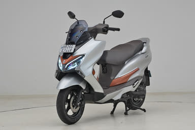 Suzuki Burgman Street