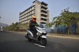 Suzuki Burgman Street 125 Front Right Three Quarter