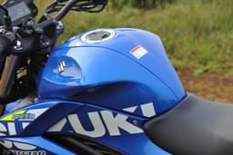 Suzuki Gixxer 250 Color Blue