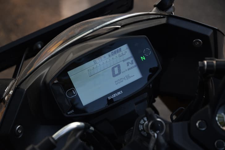 Suzuki Gixxer Sf 250 Tripmeter