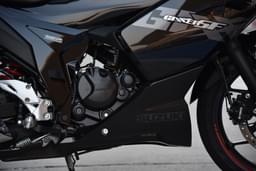 Suzuki Gixxer Sf Front Left Three Quarter