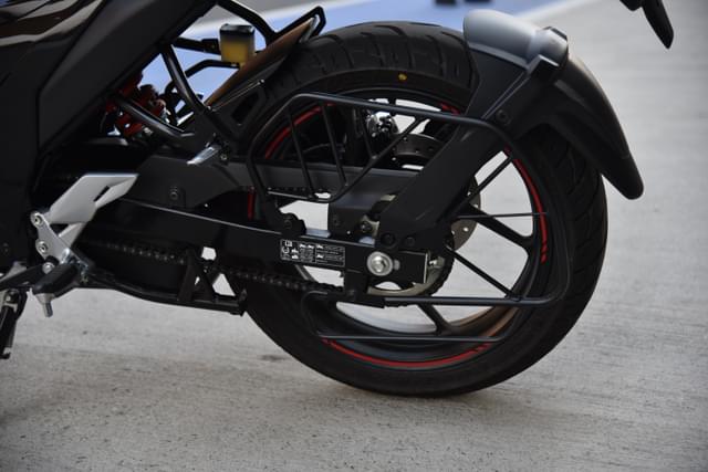 Color Black, Red Image - 27760