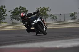 Suzuki Gixxer Sf Front Left Three Quarter