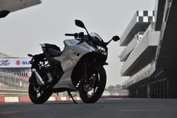 Suzuki Gixxer Sf Front Left Three Quarter