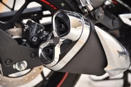 Suzuki Gixxer Sf Exhaust Pipes