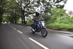 Suzuki Gixxer Front View
