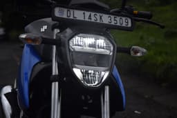 Suzuki Gixxer Front View
