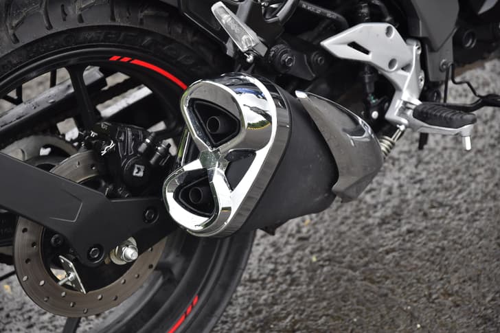 Exhaust Pipes