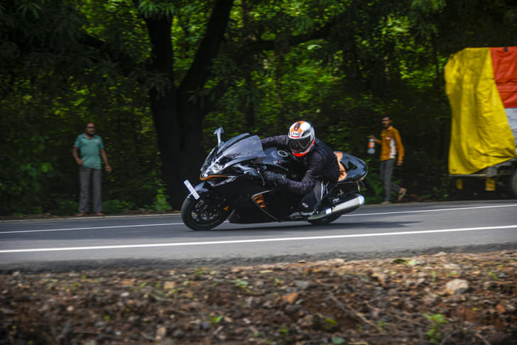Suzuki Hayabusa Front View