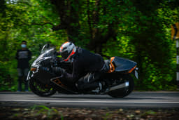 Suzuki Hayabusa Front Left Three Quarter