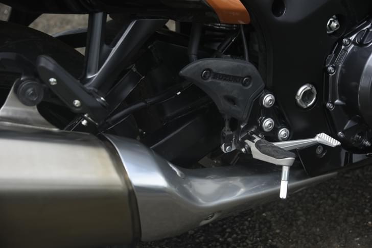 Suzuki Hayabusa Exhaust Pipes