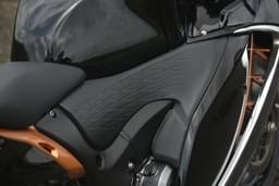 Suzuki Hayabusa Color Black