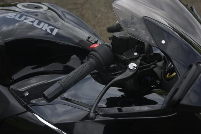 Closed Fuel Lid Image - 27894