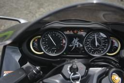 Suzuki Hayabusa Low Oil Indicator