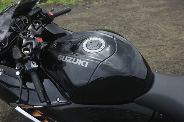 Closed Fuel Lid Image - 27924