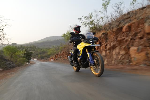 Front Left Three Quarter Image - 27642