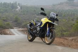 Suzuki V Strom 800de Front Left Three Quarter