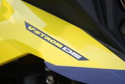Suzuki V Strom 800de Color Yellow