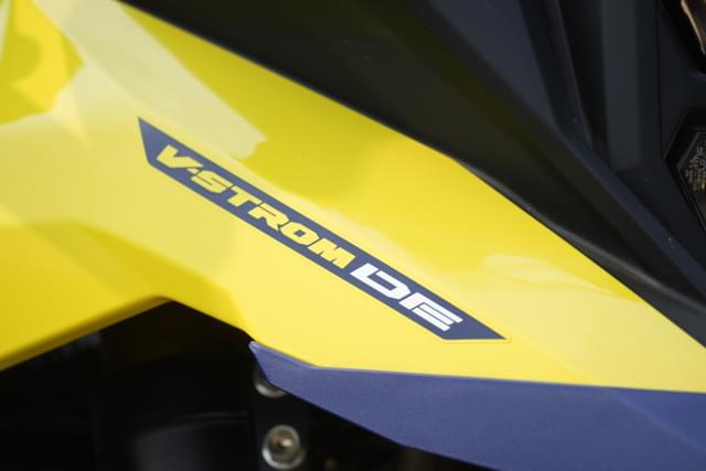 Color Yellow Image - 27763