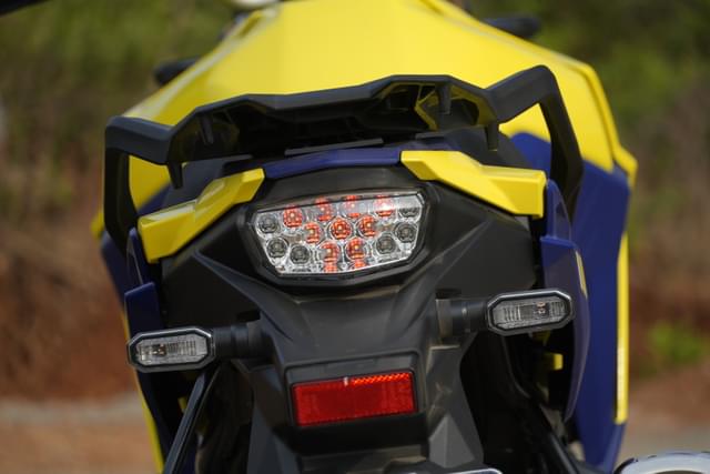 Rear View Image - 27796