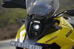 Suzuki V Strom 800de Headlight