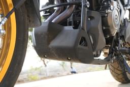 Suzuki V Strom 800de Color Black, Yellow