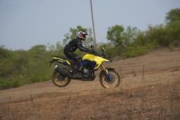 Suzuki V Strom 800de Front Left Three Quarter