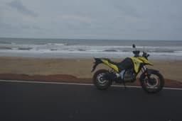 Suzuki V-Strom SX Front View