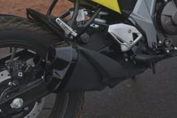 Suzuki V-Strom SX Color Black
