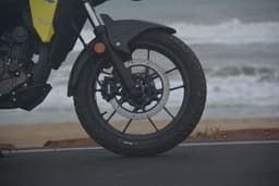 Suzuki V-Strom SX Color Black