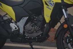 Suzuki V-Strom SX Front Right Three Quarter