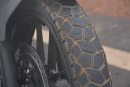 Suzuki V-Strom SX Color Black