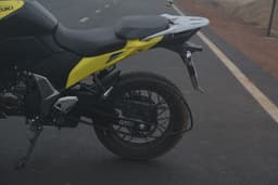 Suzuki V-Strom SX Color Yellow