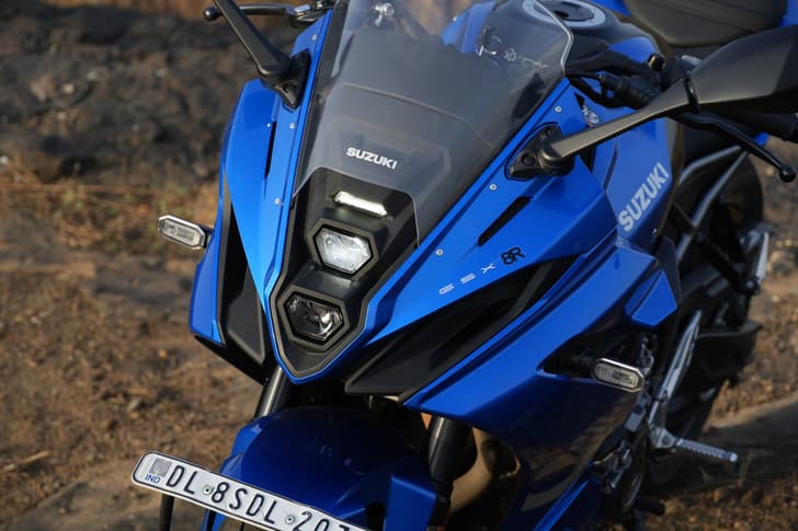 Suzuki Gsx 8r Headlamp Type