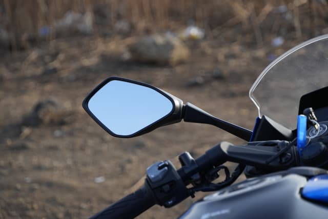 Side Mirror Image - 30506