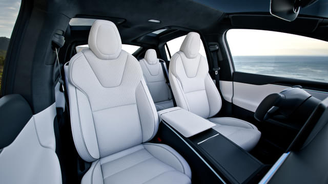 Front Row Seats Image - 17702