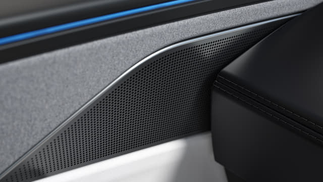 Storage Armrest Image - 17771